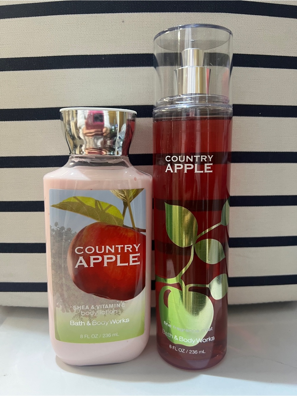 Bath & Body Works Country Apple Body Lotion and Fine Fragrance Mist Set